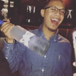 Meet your Posher, Dellon